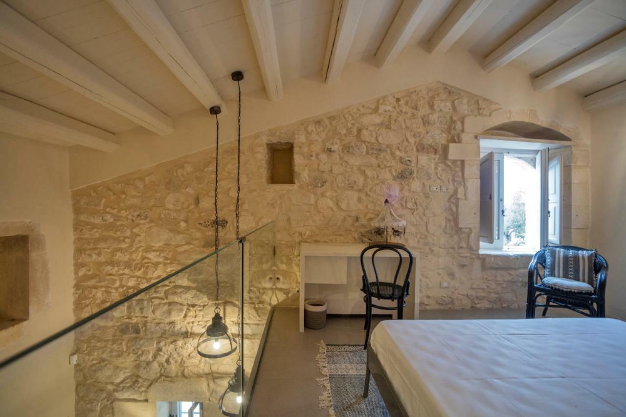 Penzion Terre Di Cavalusi Relais Donnafugata Exteriér fotografie