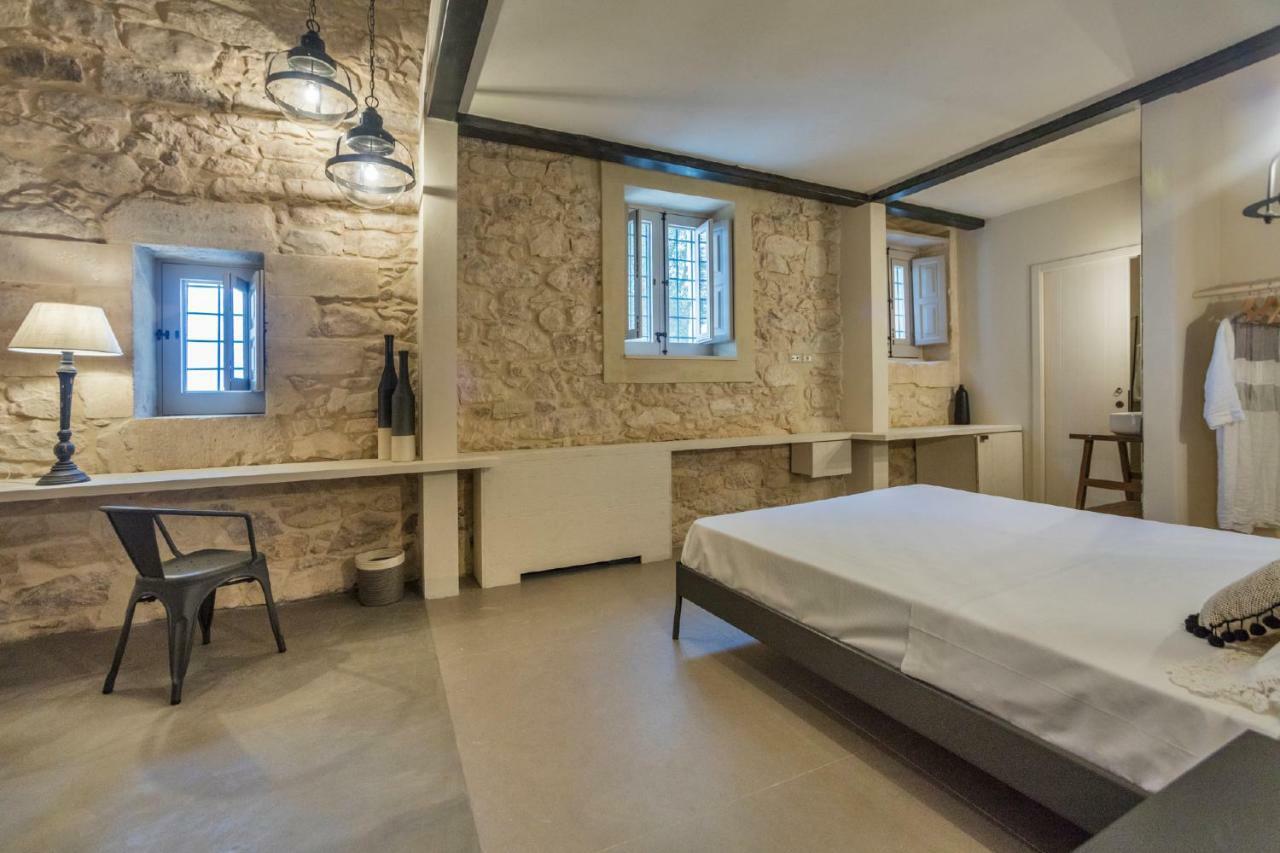 Penzion Terre Di Cavalusi Relais Donnafugata Exteriér fotografie